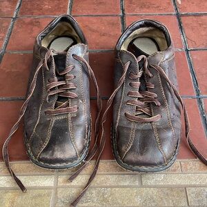 Born | Women’s Leather Oxford Lace Up Comfort Shoes | Color: Brown | Size:9